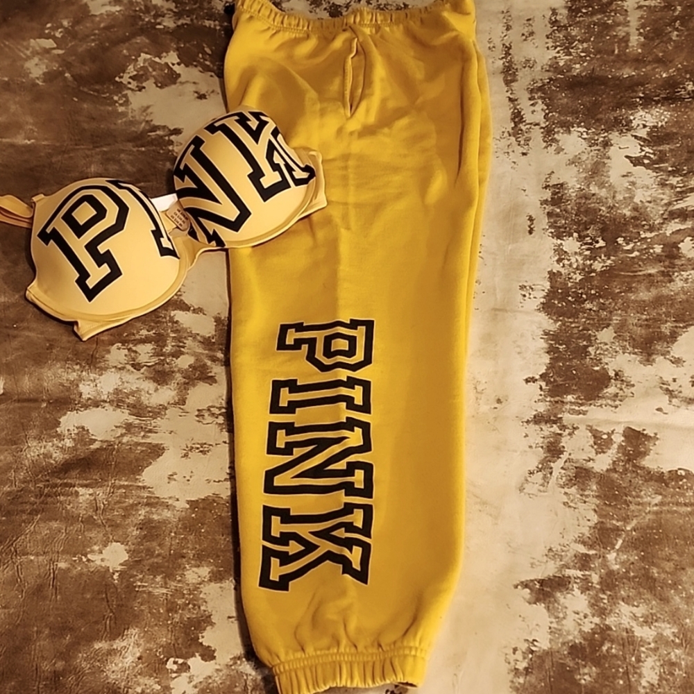 Pink Victoria's Secret High Waisted Sweatpants. Size: XS-M